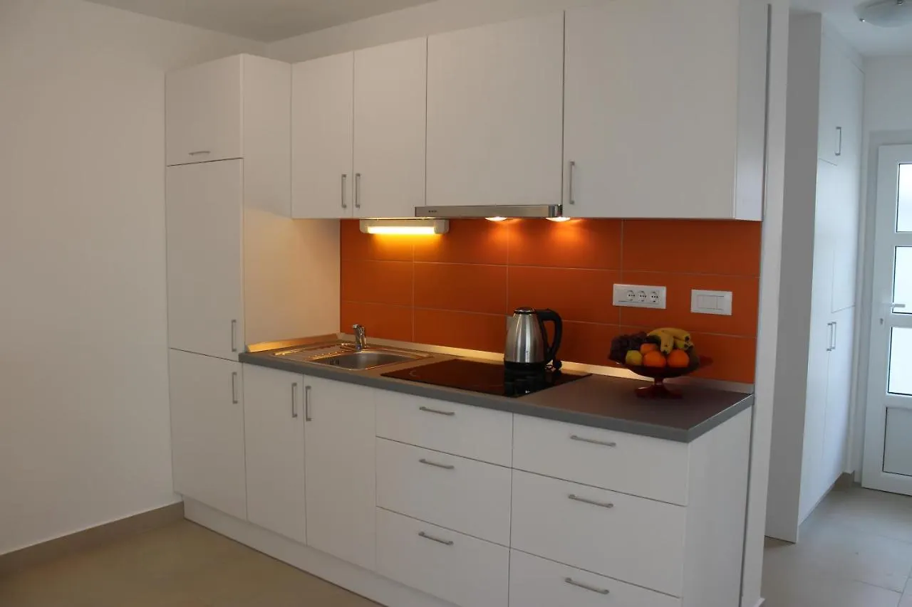 Apartments With A Parking Space Nerezine, Losinj - 15768  Nerezine